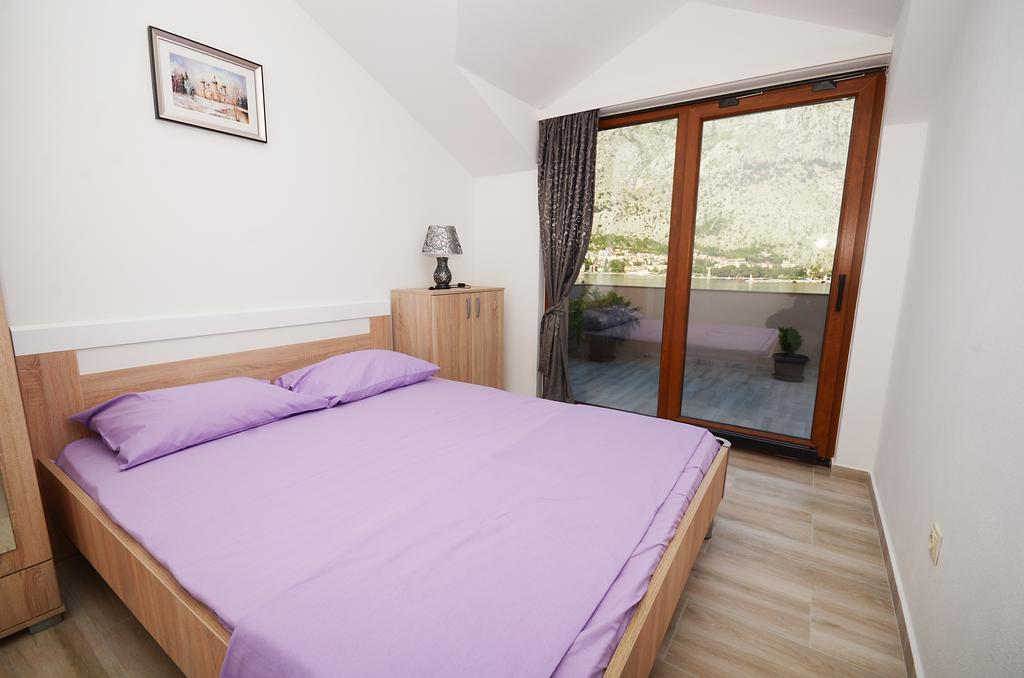Apartmani Mizdrak Котор Екстериор снимка