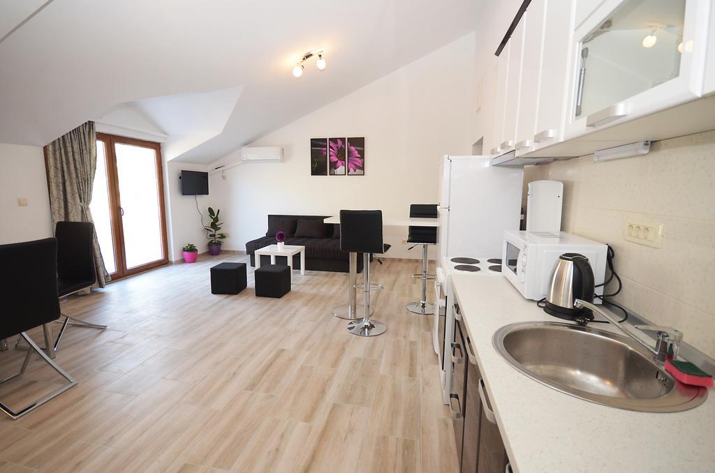 Apartmani Mizdrak Котор Екстериор снимка