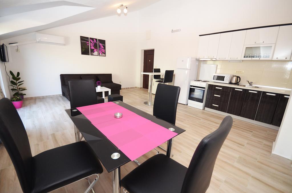 Apartmani Mizdrak Котор Екстериор снимка